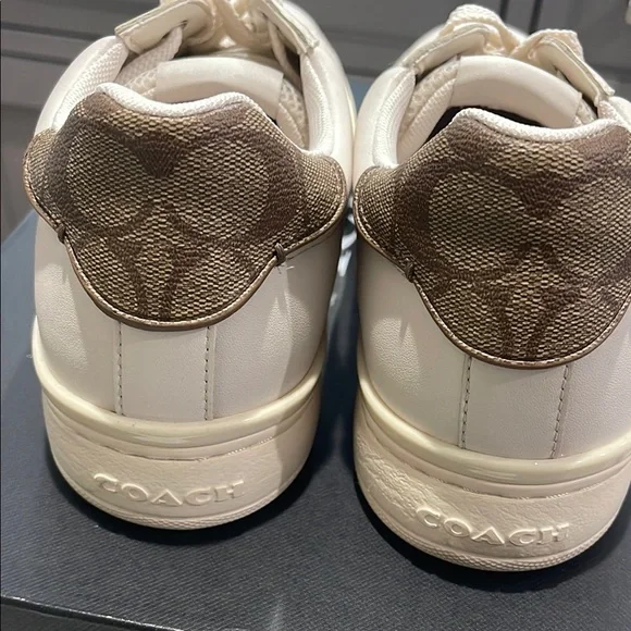 COACH- Clip Leather Low Top Chalk Sneakers- 9.5B - Picture 4 of 14